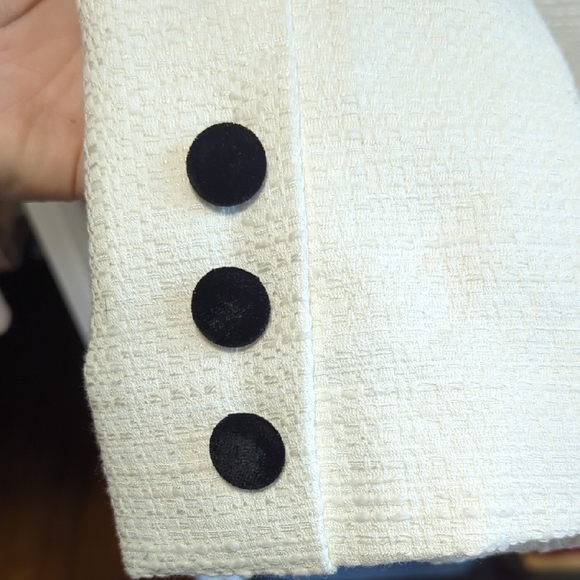 Chic White Jacket with Black Bow Accents - Picture 10 of 11